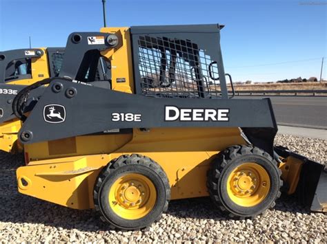 318d john deere skid steer|john deere 318e specs.